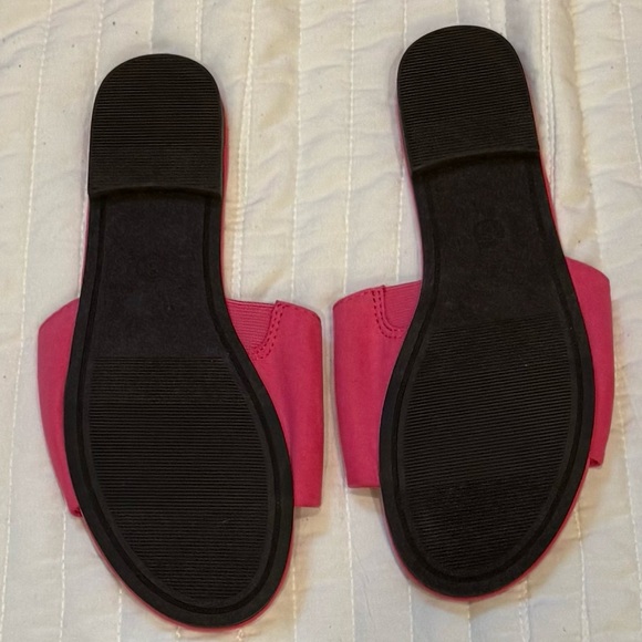 A New Day Heidi Hot Pink Faux Sueded Sandals Slides Size 8 - Picture 3 of 7